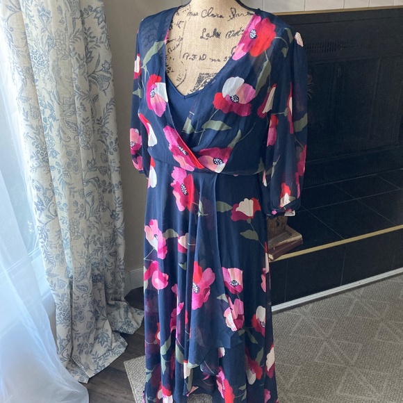 Elegant Calvin Klein Faux Wrap Dress Hi Low Sz 10 Navy and Floral Breezy Summer - Picture 6 of 11